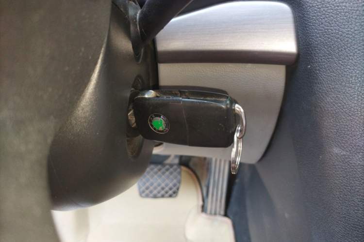 Used Skoda Octavia 2010 1.6L Automatic Eado Edition Vehicle Key