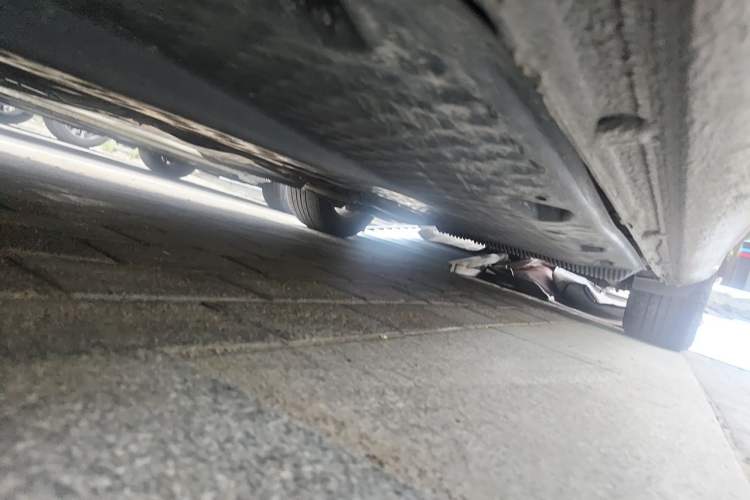 Used Skoda Octavia 2010 2.0L Automatic Yijun Edition Chassis Front Left