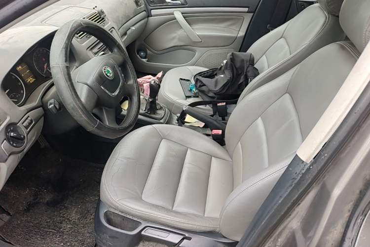 Used Skoda Octavia 2010 1.6L Manual Eado Edition Left Front Seat