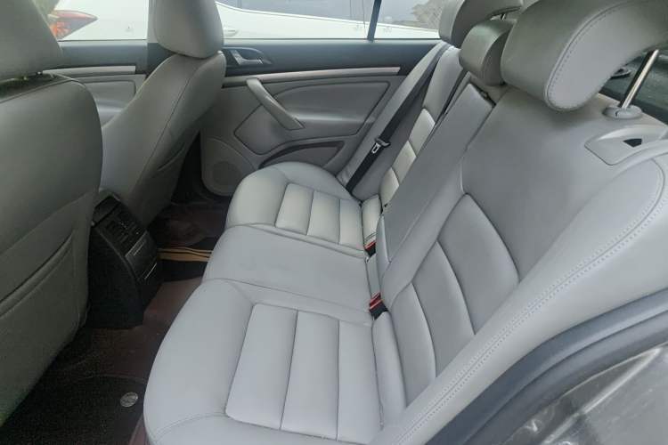 Used Skoda Octavia 2010 2.0L Automatic Yijun Edition Left Rear Seat