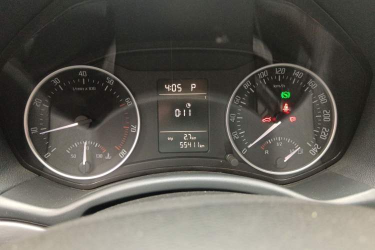 Used Skoda Octavia 2010 1.6L Automatic Eado Edition Odometer Close Up