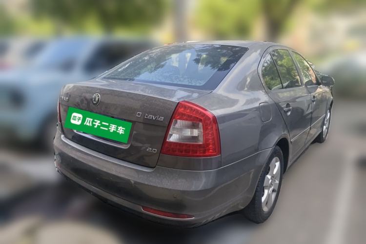 Used Skoda Octavia 2010 2.0L Automatic Yijun Edition Rear Right 45 Deg