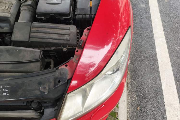 Used Skoda Octavia 2010 2.0 TSI RS Engine Bay Left