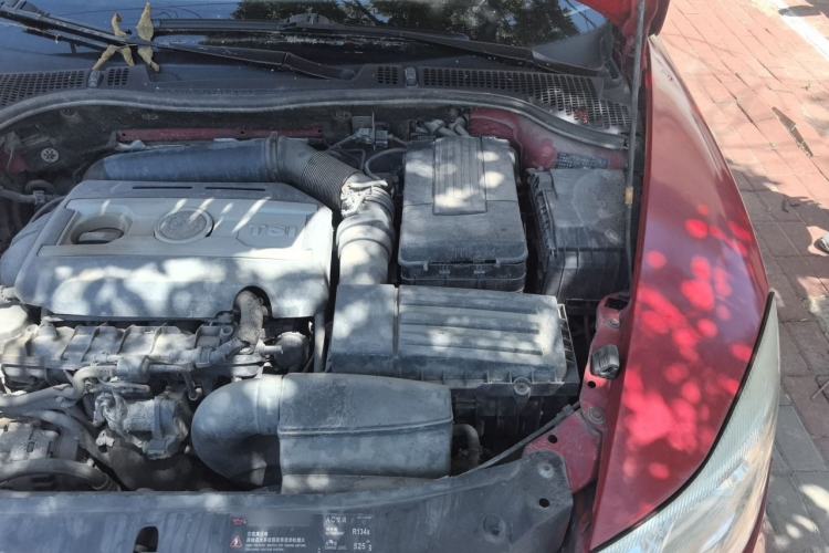 Used Skoda Octavia 2010 2.0 TSI RS Engine Bay Left