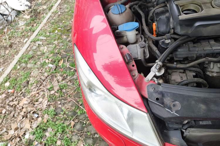 Used Skoda Octavia 2010 2.0 TSI RS Engine Bay Right