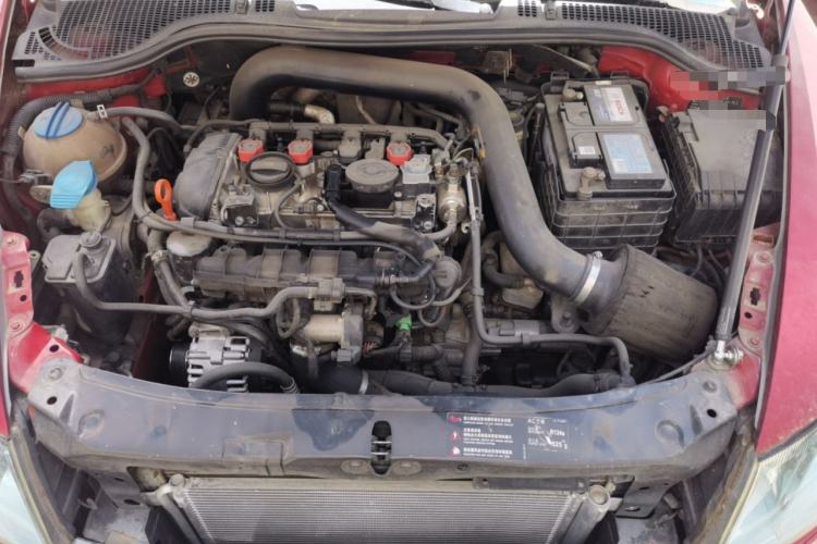 Used Skoda Octavia 2010 2.0 TSI RS Engine Bay