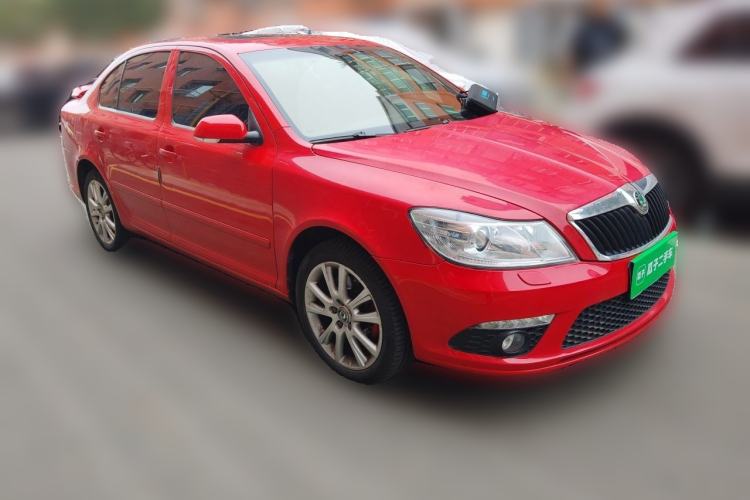 Used Skoda Octavia 2010 2.0 TSI RS Front Right 45 Deg