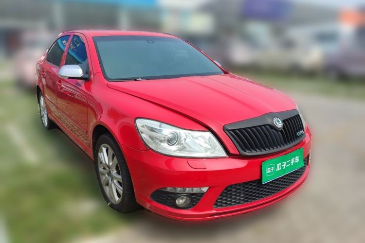 Used Skoda Octavia 2010 2.0 TSI RS Front Right 45 Deg