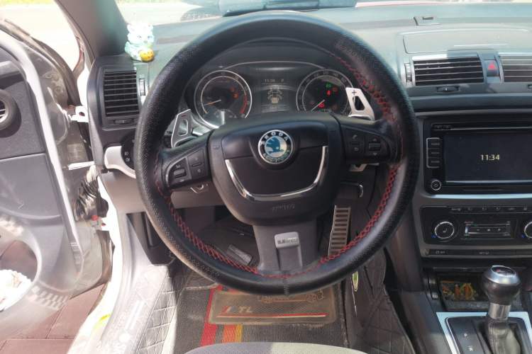Used Skoda Octavia 2010 2.0 TSI RS Steering Wheel