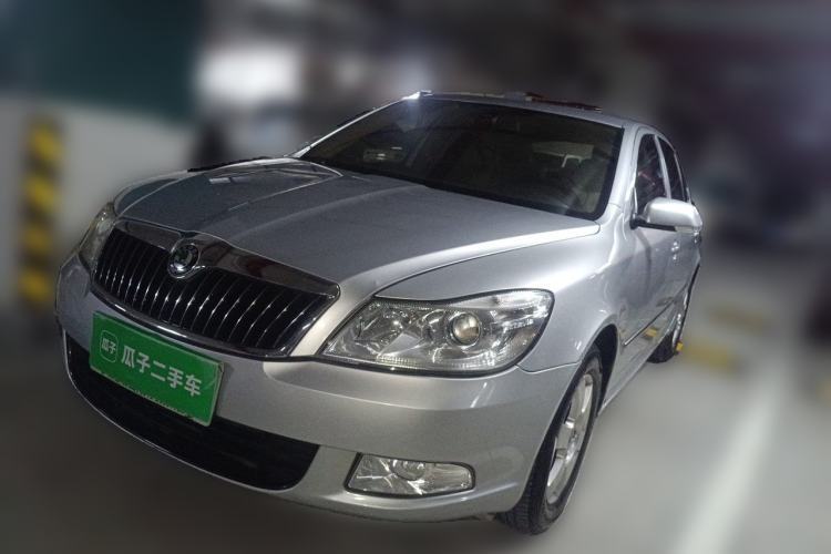 Used Skoda Octavia 2010 1.6L Automatic Yijun Edition Guazi used car, China used car export, Used car for sale, Used cars, Cheapest cars for sale