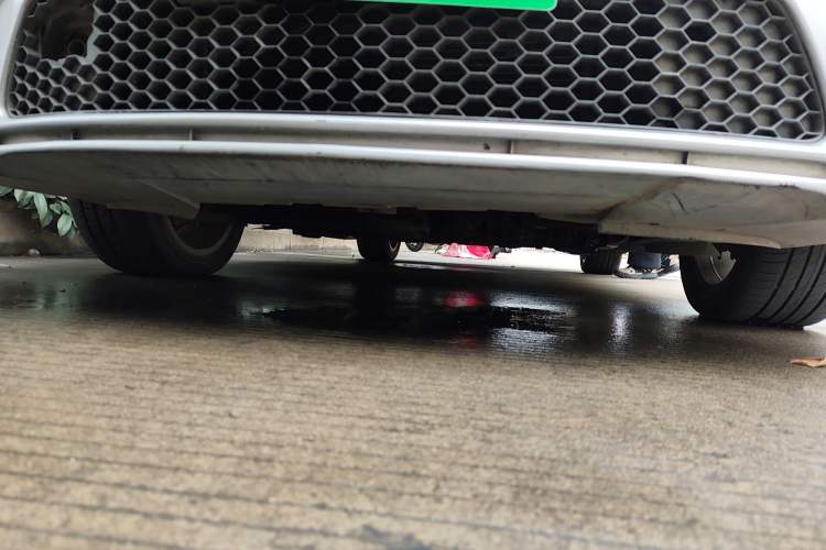 Used Skoda Octavia 2010 2.0 TSI RS Chassis Front