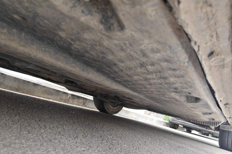 Used Skoda Octavia 2010 1.6L Manual - Yijun Version Chassis Front Left