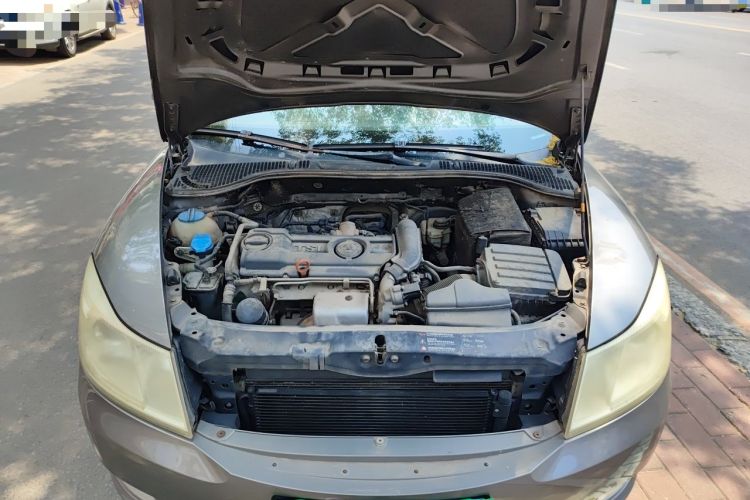 Used Skoda Octavia 2010 1.4 TSI Manual Yijun Edition Engine Bay