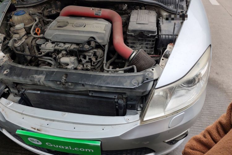 Used Skoda Octavia 2010 2.0 TSI RS Engine Bay Left