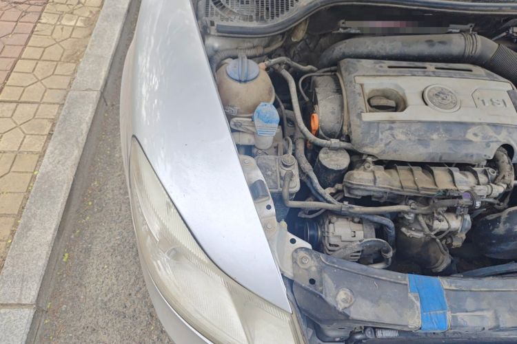Used Skoda Octavia 2010 1.8TSI DSG Yijun Edition Engine Bay Right