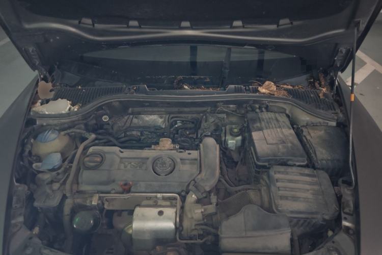 Used Skoda Octavia 2010 1.4TSI DSG Yijun Edition Engine Bay