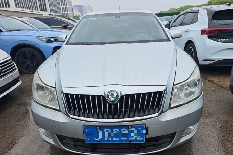 Used Skoda Octavia 2010 1.6L Automatic Yijun Edition Front