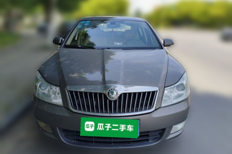 Used Skoda Octavia 2010 1.6L Manual - Yijun Version Front