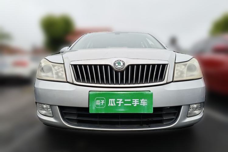 Used Skoda Octavia 2010 1.6L Automatic Yijun Edition Front