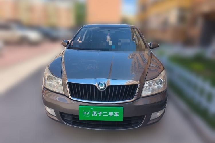 Used Skoda Octavia 2010 1.6L Automatic Eado Edition Front