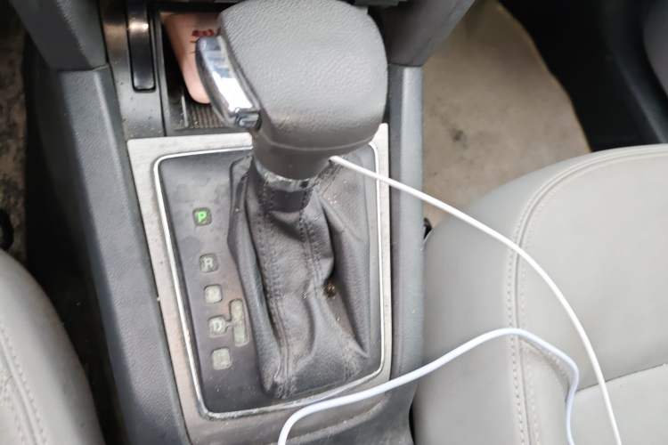 Used Skoda Octavia 2010 1.6L Automatic Yijun Edition Gear Lever