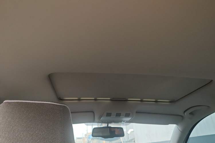 Used Skoda Octavia 2010 2.0L Manual Yijun Edition Headliner