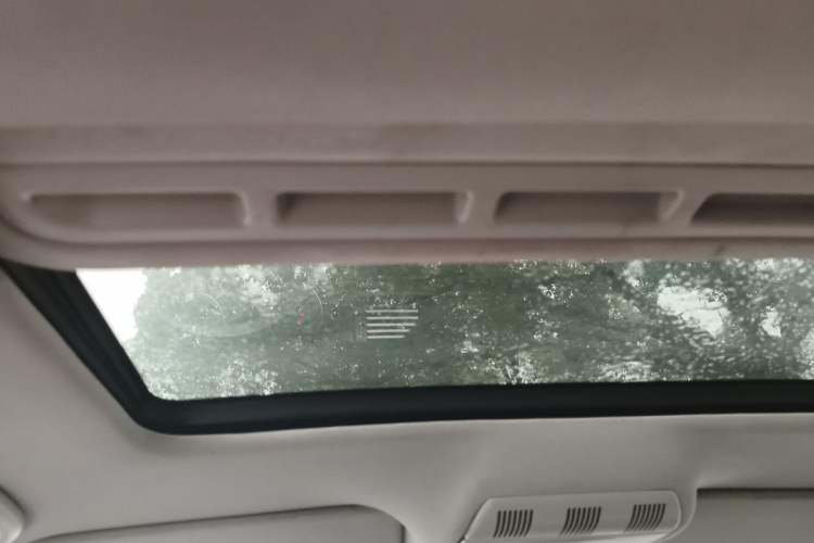 Used Skoda Octavia 2010 1.4 TSI Manual Yijun Edition Headliner