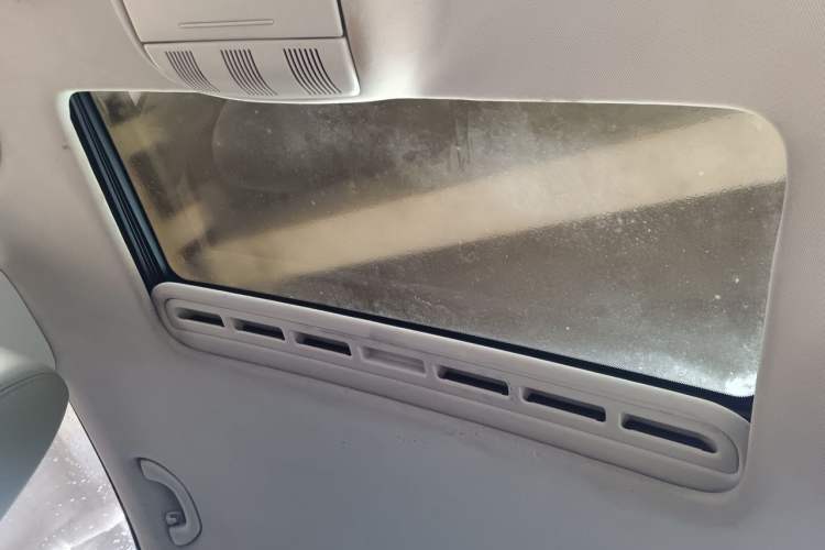 Used Skoda Octavia 2010 1.6L Manual Eado Edition Headliner
