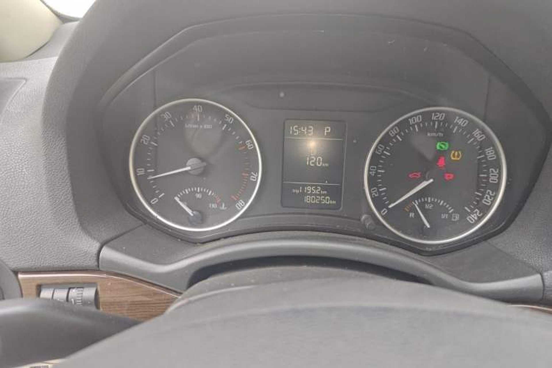 Used Skoda Octavia 2010 1.8TSI DSG Yijun Edition Instrument Cluster