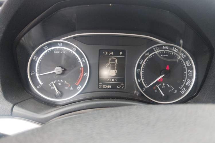 Used Skoda Octavia 2010 2.0 TSI RS Instrument Cluster