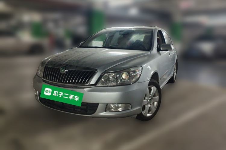 Used Skoda Octavia 2010 1.4TSI DSG Yijun Edition Guazi used car, China used car export, Used car for sale, Used  cars, Cheapest cars for sale