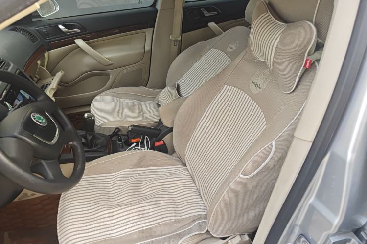 Used Skoda Octavia 2010 2.0L Manual Yijun Edition Left Front Seat