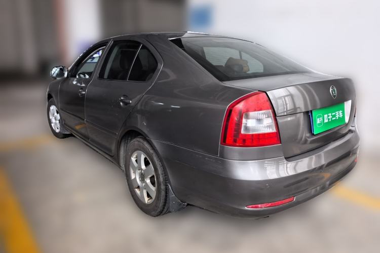 Used Skoda Octavia 2010 1.6L Automatic Eado Edition Rear Left 45 Deg