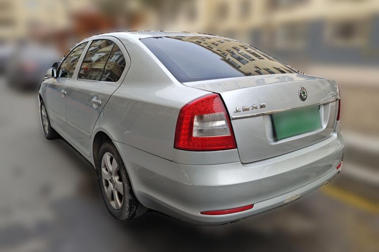 Used Skoda Octavia 2010 1.4TSI DSG Yijun Edition Rear Left 45 Deg