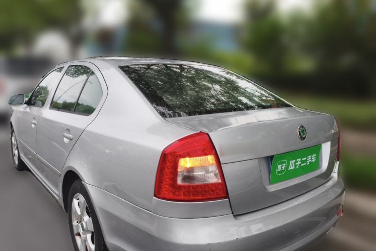 Used Skoda Octavia 2010 1.4 TSI Manual Yijun Edition Rear Left 45 Deg