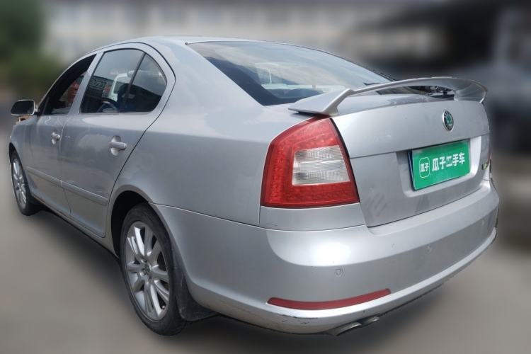 Used Skoda Octavia 2010 2.0 TSI RS Rear Left 45 Deg