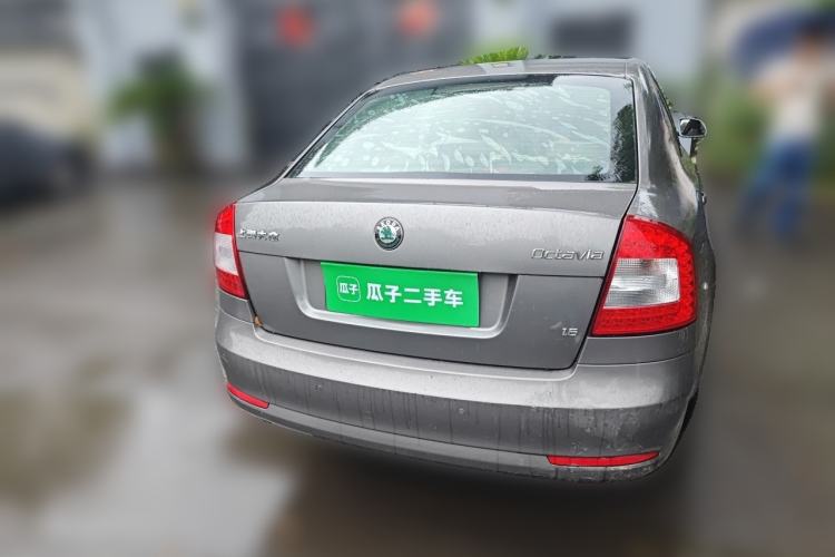 Used Skoda Octavia 2010 1.6L Automatic Yijun Edition Rear