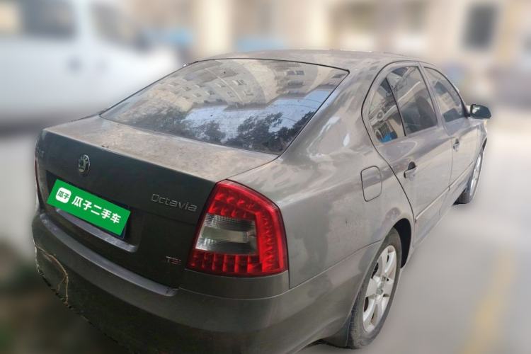 Used Skoda Octavia 2010 1.8TSI DSG Yijun Edition Rear Right 45 Deg