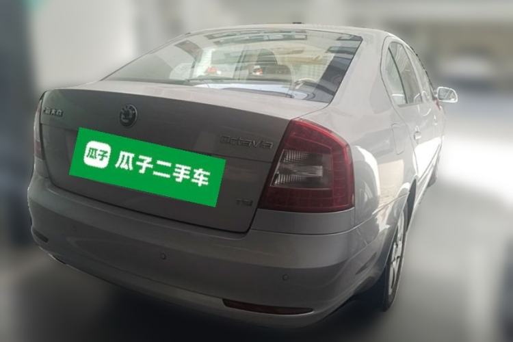 Used Skoda Octavia 2010 1.4TSI DSG Yijun Edition Rear Right 45 Deg