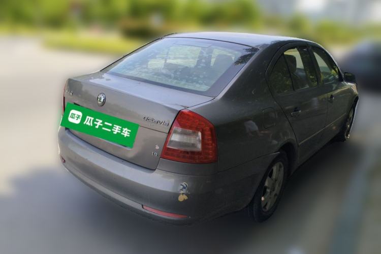 Used Skoda Octavia 2010 1.6L Manual - Yijun Version Rear Right 45 Deg