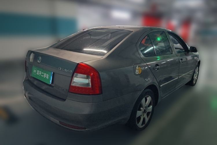 Used Skoda Octavia 2010 1.4TSI DSG Yijun Edition Rear Right 45 Deg