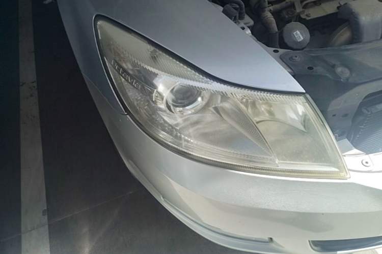 Used Skoda Octavia 2010 1.4TSI DSG Yijun Edition Right Front Headlight