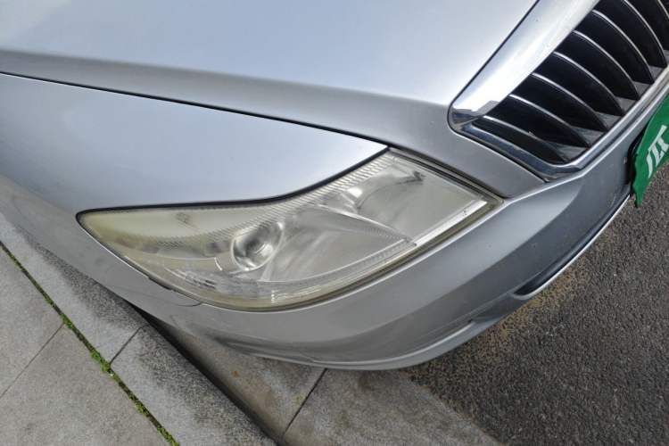 Used Skoda Octavia 2010 1.6L Manual - Yijun Version Right Front Headlight