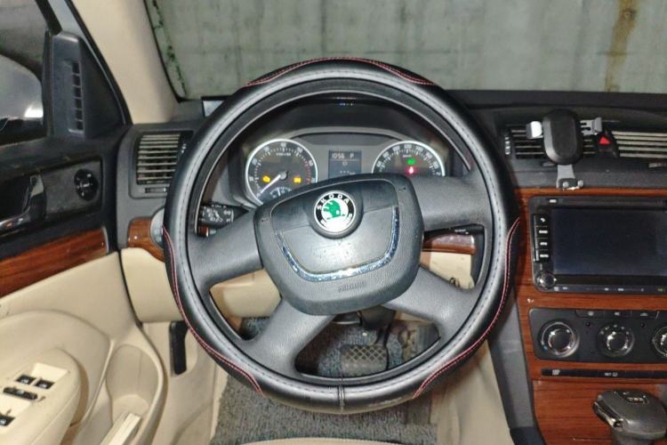 Used Skoda Octavia 2010 1.4TSI DSG Yijun Edition Steering Wheel