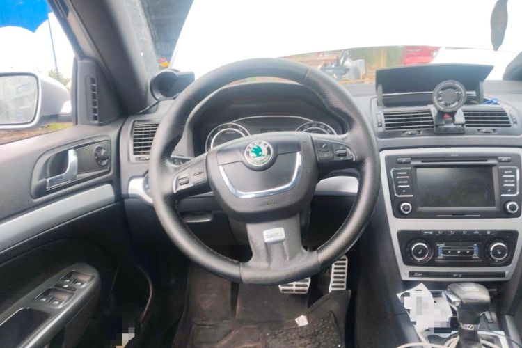 Used Skoda Octavia 2010 2.0 TSI RS Steering Wheel