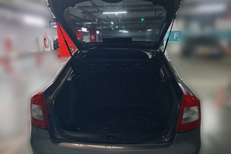 Used Skoda Octavia 2010 1.4TSI DSG Yijun Edition Trunk