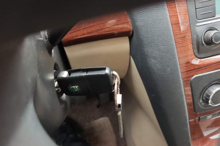 Used Skoda Octavia 2010 1.6L Automatic Yijun Edition Vehicle Key