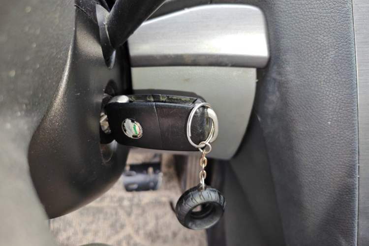 Used Skoda Octavia 2010 1.6L Automatic Yijun Edition Vehicle Key