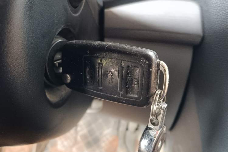 Used Skoda Octavia 2010 1.6L Manual Eado Edition Vehicle Key