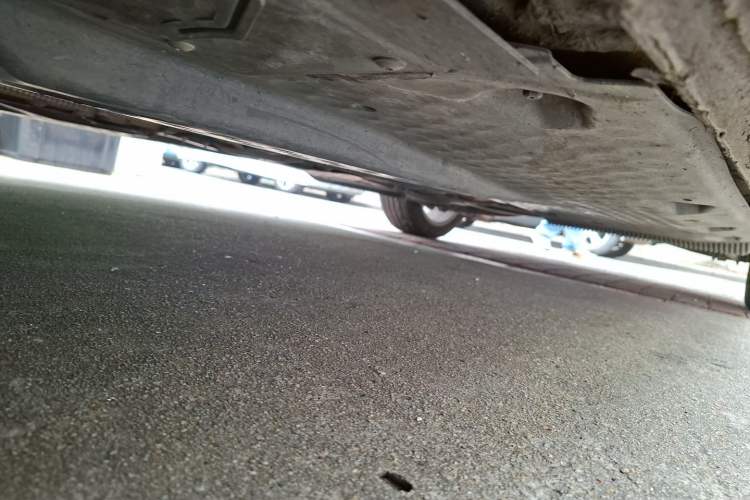 Used Skoda Octavia 2010 2.0 TSI RS Chassis Front Left